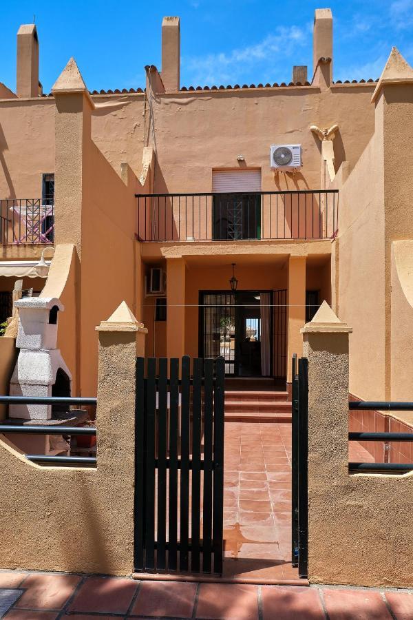 チクラナ・デ・ラ・フロンテーラ Casa Marisa Sancti Petriヴィラ エクステリア 写真
